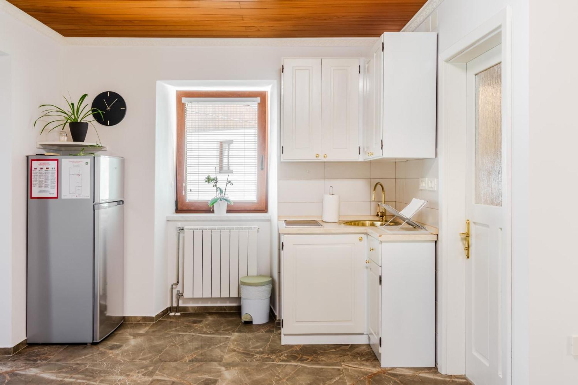 Apartmaji Mausi Бовец Экстерьер фото