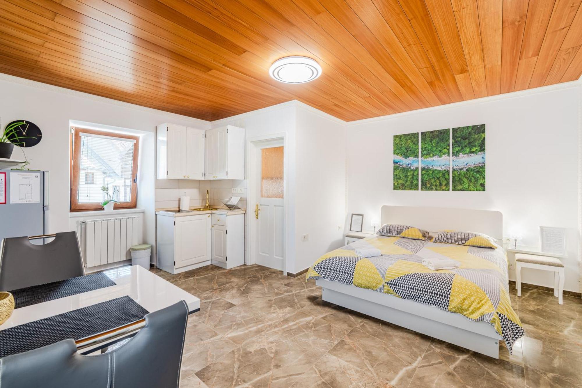 Apartmaji Mausi Бовец Экстерьер фото