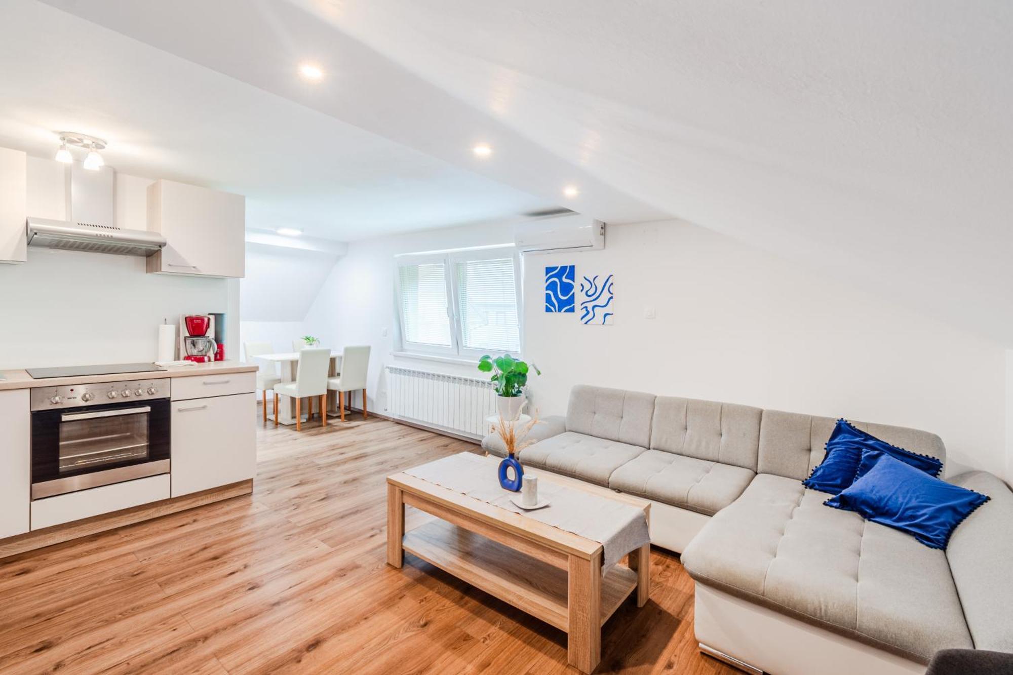 Apartmaji Mausi Бовец Экстерьер фото